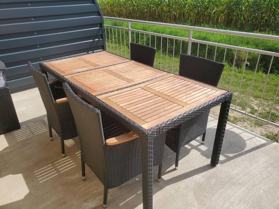 Appartement Herzer Gabersdorf ภายนอก รูปภาพ